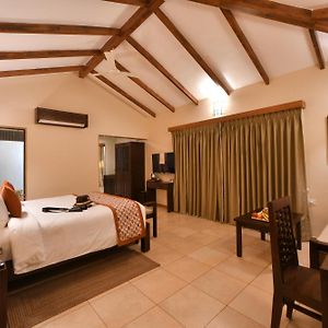 Fern Club Villa 15 minute foot massage
